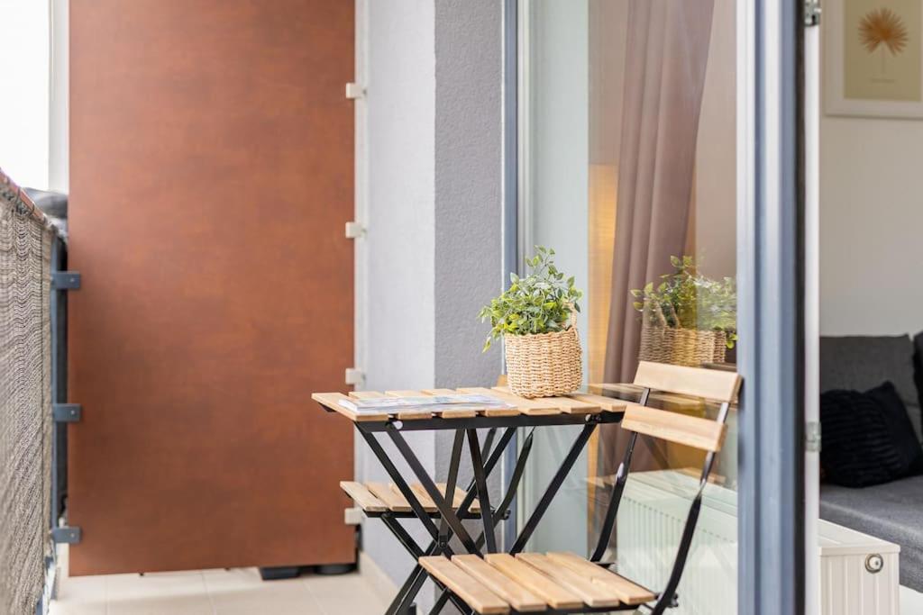Cityscape Oasis: Active Studio Heaven Bratislava Eksteriør billede
