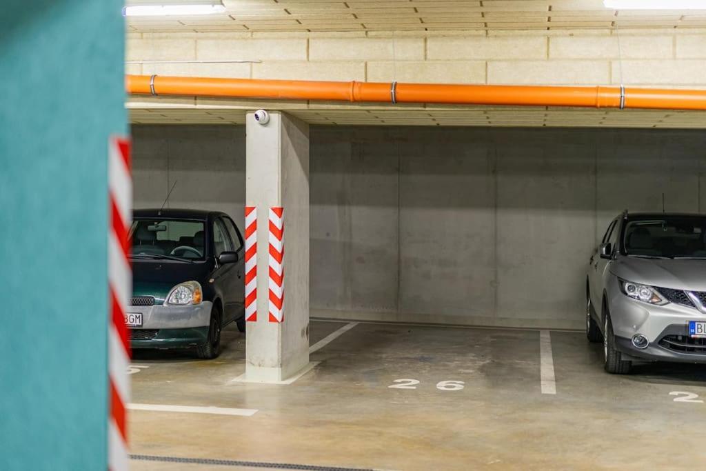 Cityscape Oasis: Active Studio Heaven Bratislava Eksteriør billede