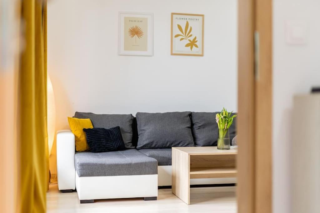 Cityscape Oasis: Active Studio Heaven Bratislava Eksteriør billede